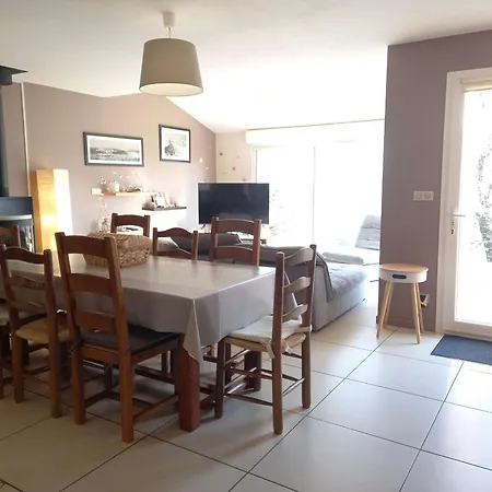 Maison 4 Ch Avec Jardin Proche Cahors, Tv Smart Et Wii, Calme Et Confort - Fr-1-828-14 * Прадин